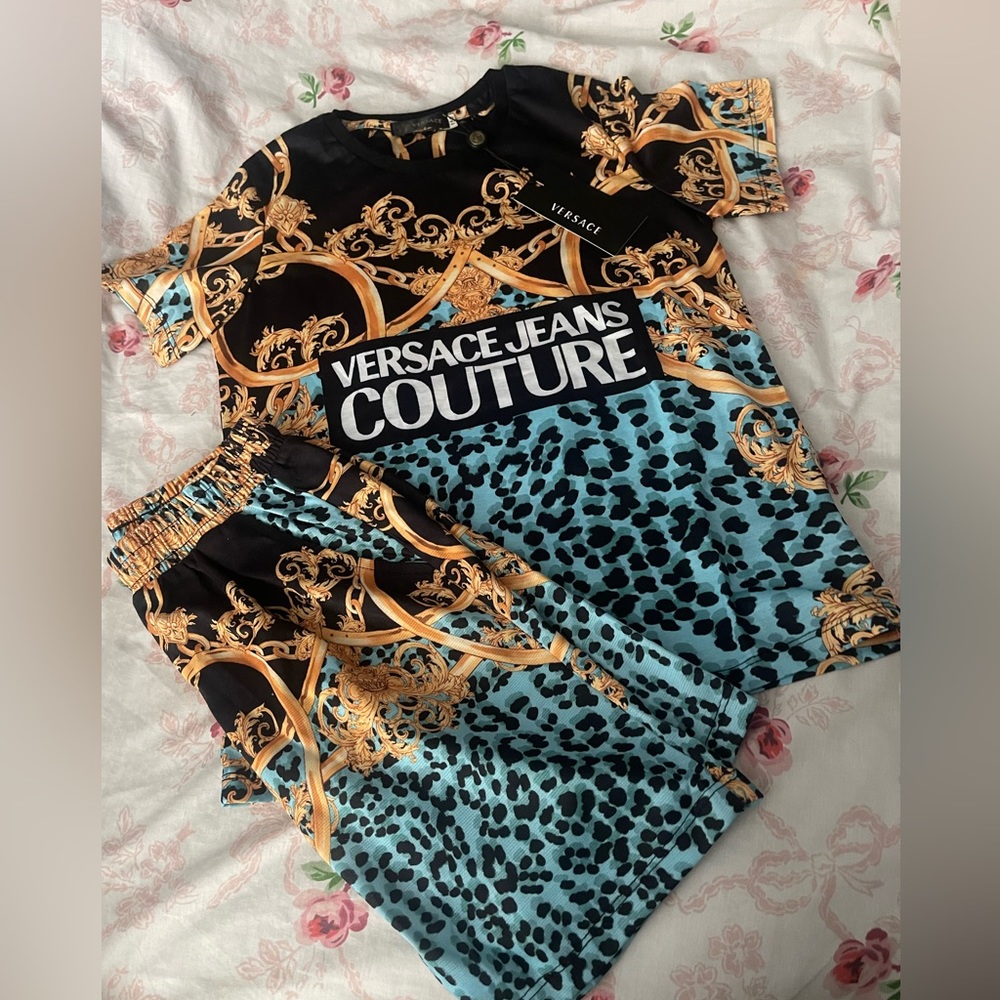 DESIGNER INSPIRED Boys shorts sets.